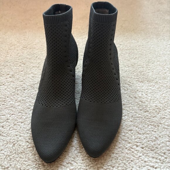 Eileen Fisher minimal gray knitted Purl booties with suede accents size 5 - Picture 2 of 6